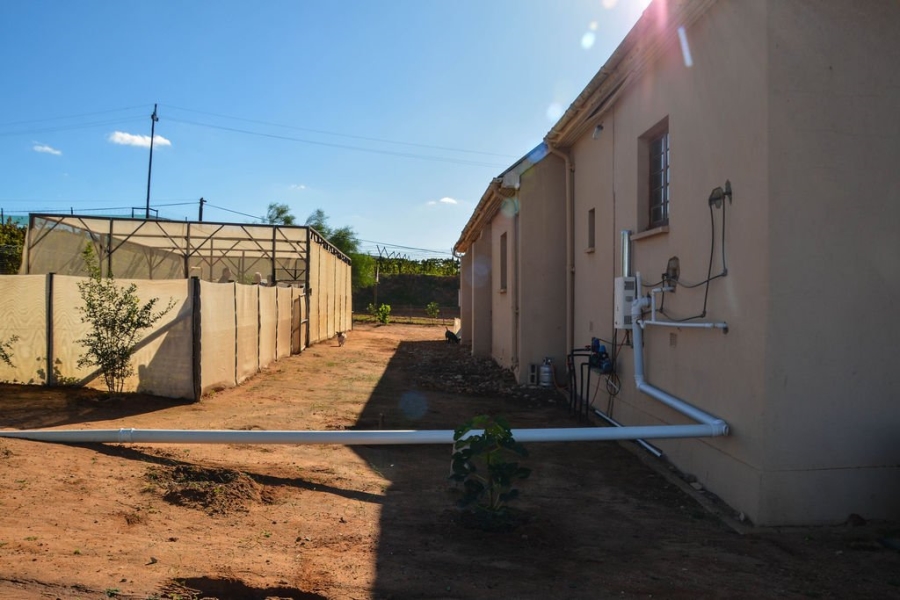 1 Bedroom Property for Sale in Vredendal Rural Western Cape